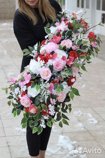 Свадебные украшения из цветов для машины