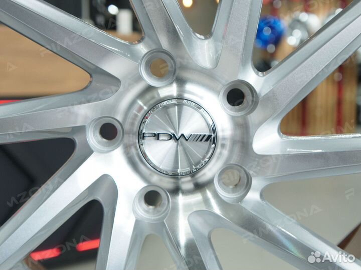 Литые диски R18 на Bmw 3 Series. Эфф1