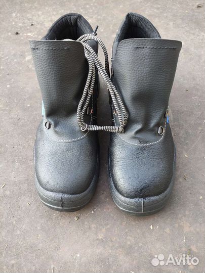 Новые рабочие ботинки 41размер