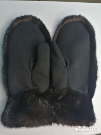 Варежки из меха норки сканблэк