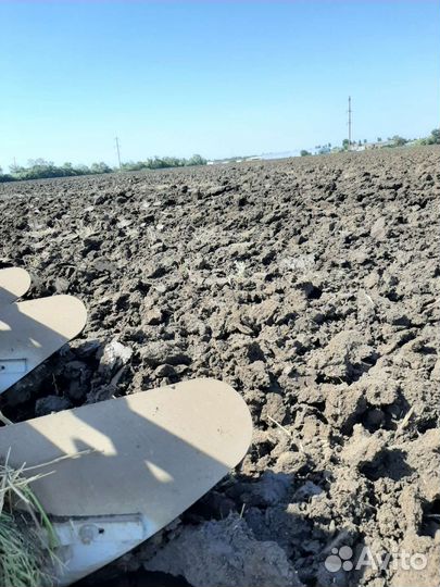 Плуг Светлоградагромаш 5-6 корп. (ПНУ), 2013