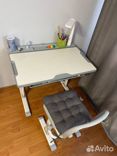 Комплект парта cubby стул, лампа, подушка