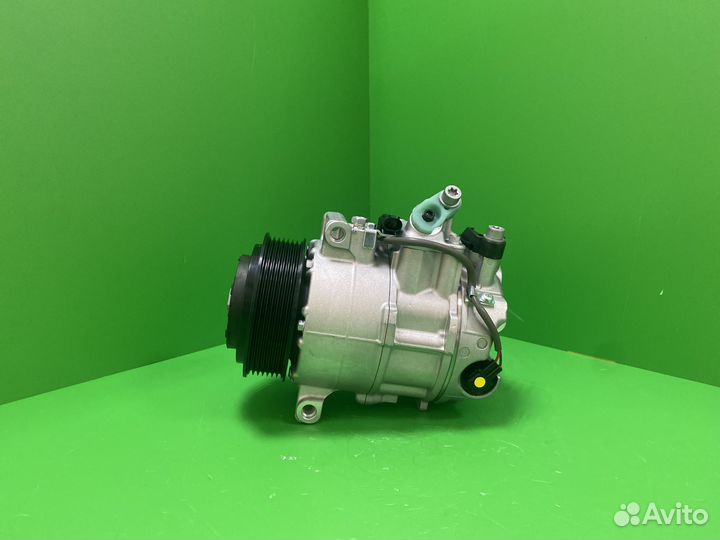 Компрессор кондиционера Mercedes C-class W204 1.8