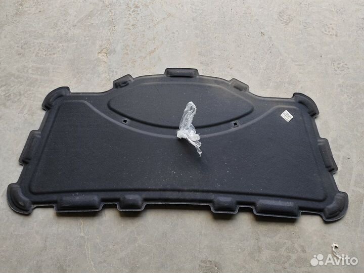 Шумоизоляция капота Volkswagen Touareg 3 2019