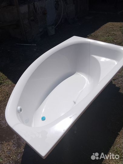 Ванна акриловая 170100 бу