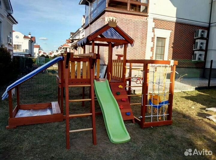 Новый детский спортивный комплекс для улицы