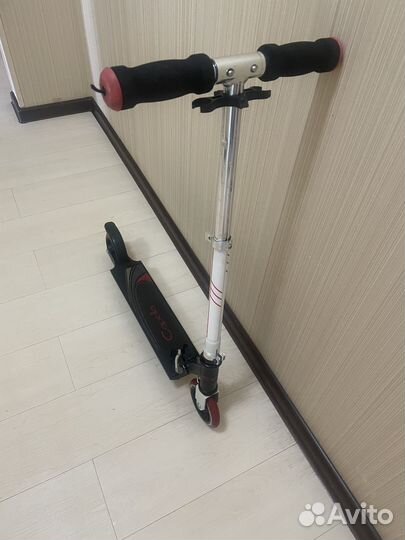 Продам самокат Capella