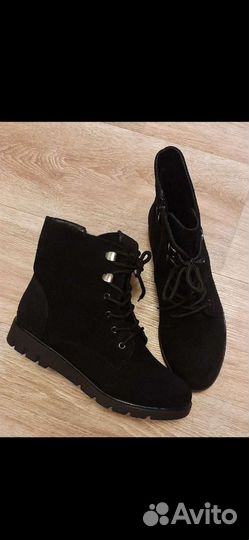 Ботинки женские
