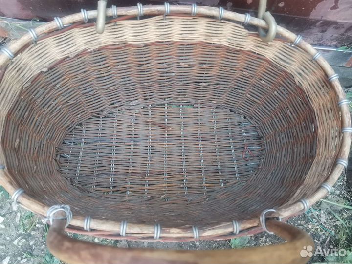 Корзина плетеная