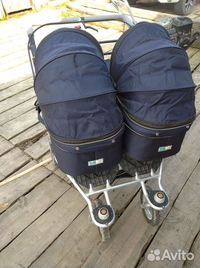 Коляска для двойни