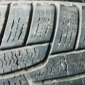 Kumho I'Zen KW31 215/55 R17 98R