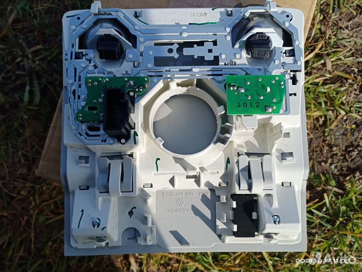 Плафон салона Volkswagen