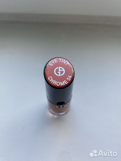 Золотые жидкие тени eye tint Giorgio Armani