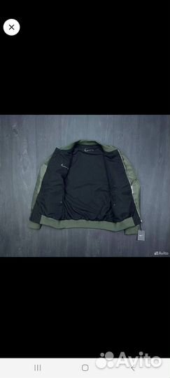 Бомбер nike двустронний