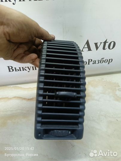 Дефлектор обдува салона левый Opel Omega B рест