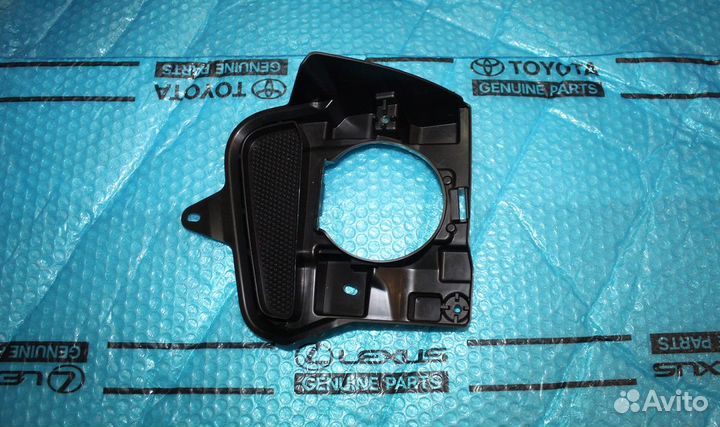 Накладка бампера Лексус LX 570 левая Оригинал NEW