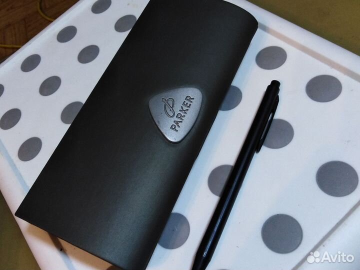 Коробка паркер