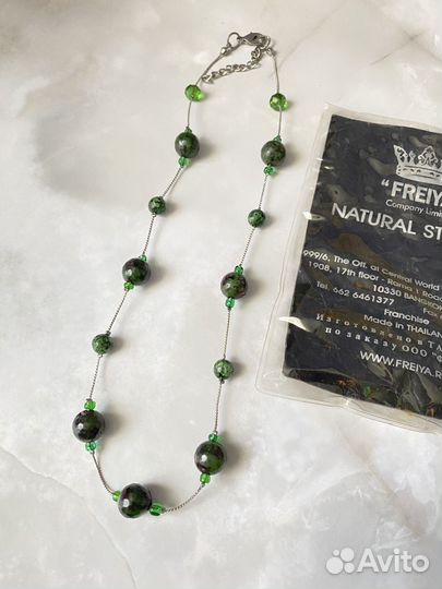 Ожерелье бусы из натурального камня