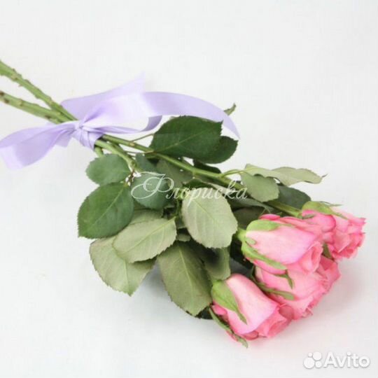 Букет с розами «Аврора»