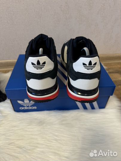 Кроссовки adidas ZX 750 р41-46