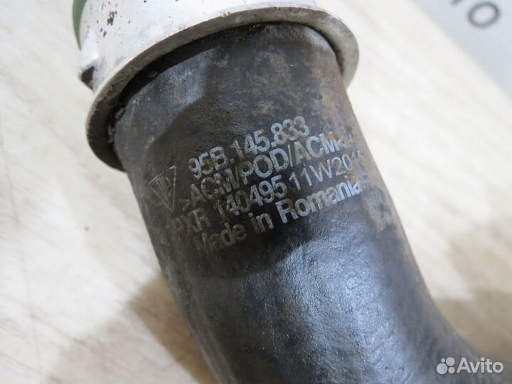 Патрубок интеркулера Porsche Macan