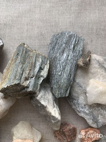 Камни и минералы