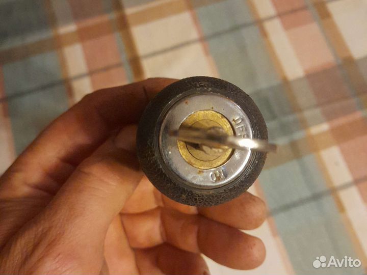 Противо угонка на педали авто