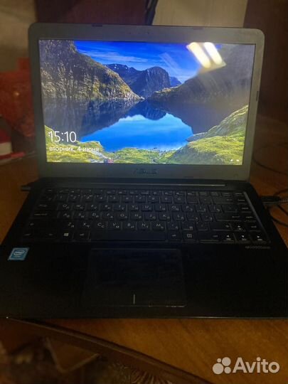 Ноутбук asus