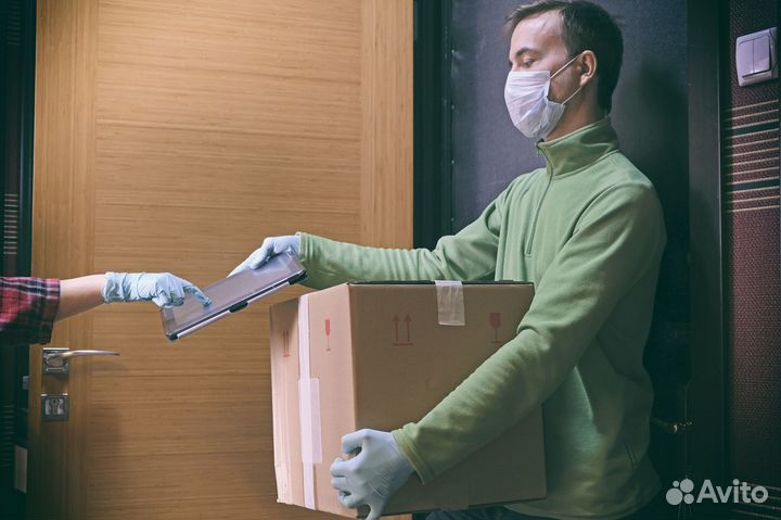 Водитель на Ford Transit