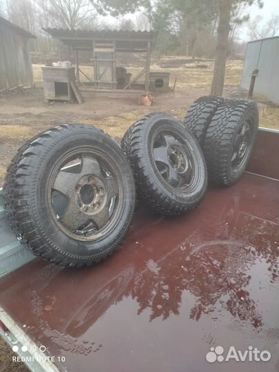 Грязевые колеса на ниву r16