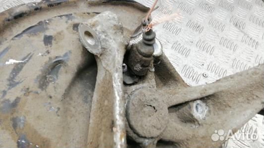 Ступица задняя левая volkswagen passat B6 (LDN11LZ