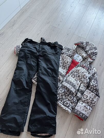 Костюм женский