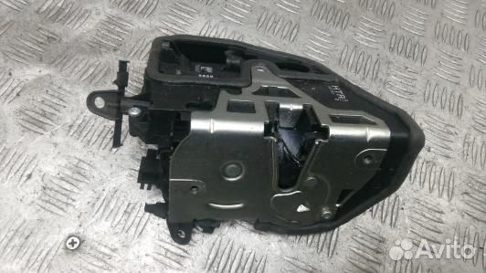 Замок двери задней правой BMW 3 E90/E91 (LPH01FZ01