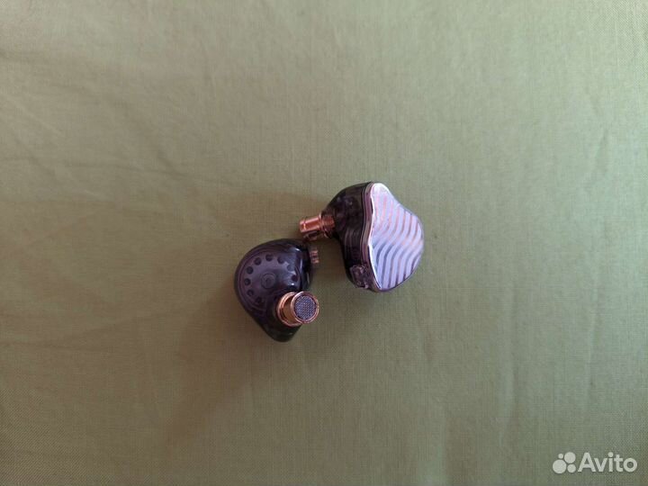 Hi-Fi наушники разные