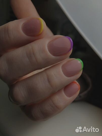 Маникюр педикюр