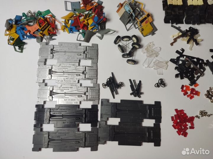 Запчасти, коробки раф 1:43 СССР оригинал