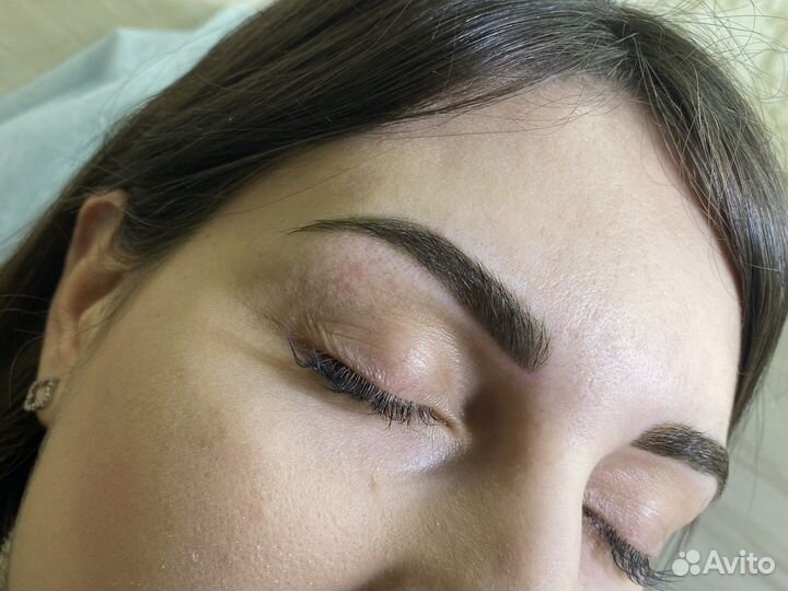 Мастер бровист