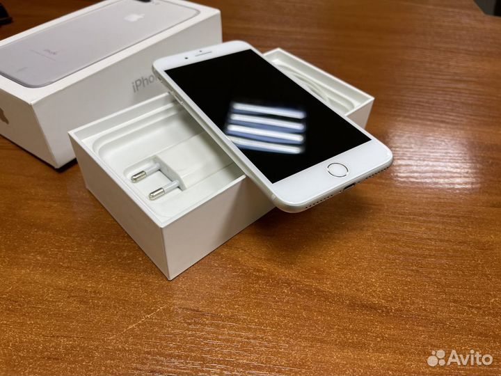 iPhone 7 Plus, 32 ГБ