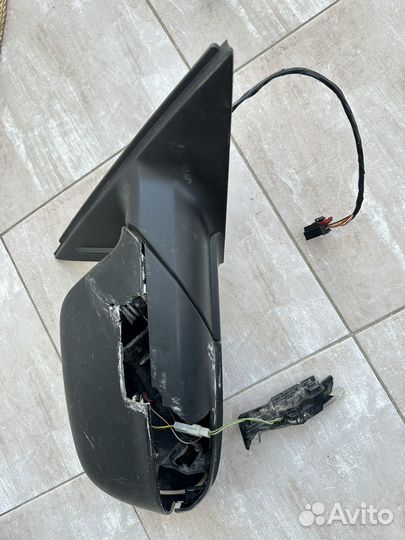 Поавое Боковое зеркало ауди Q5