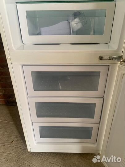 Холодильник samsung RL33easw