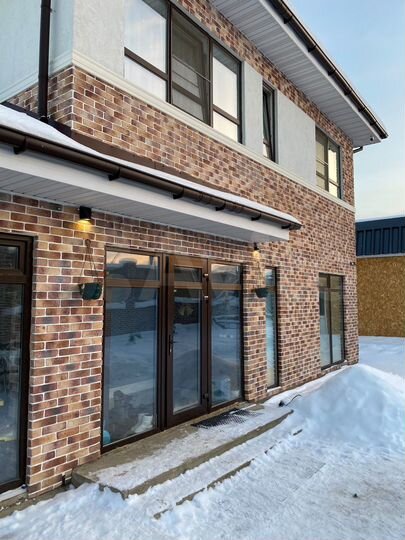 Дом 203 м² на участке 15,8 сот.