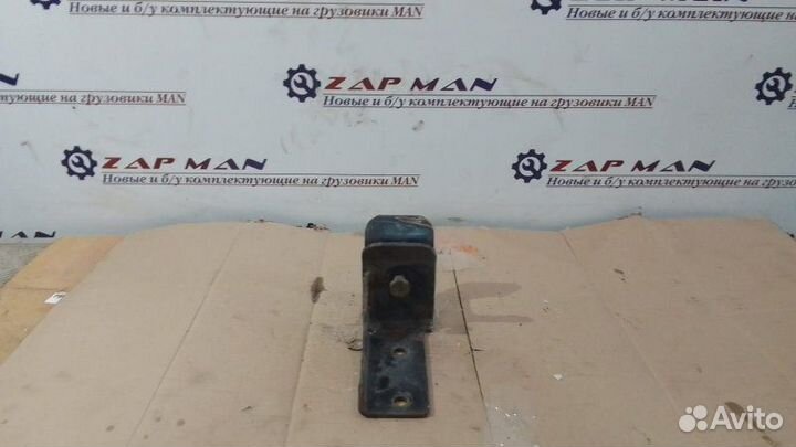 Замок кабины ответная часть правый Man Tga Tgs