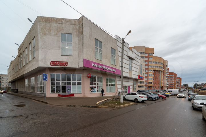 Здание, 2550 м²