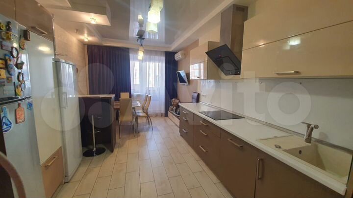 2-к. квартира, 83 м², 12/13 эт.