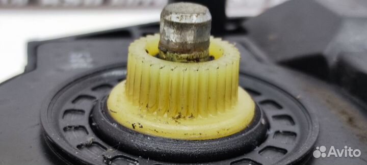 Моторчик переднего стеклоподъёмника Audi A4 B6