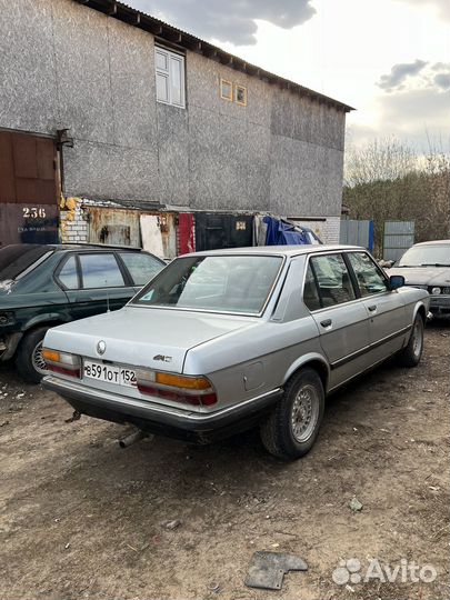 Разбор BMW E28 520i