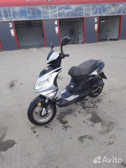 Скутер bt49qt-12e