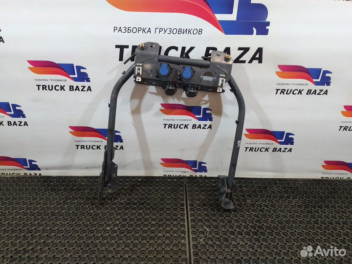 Кронштейн перекидок Renault T, Volvo FM