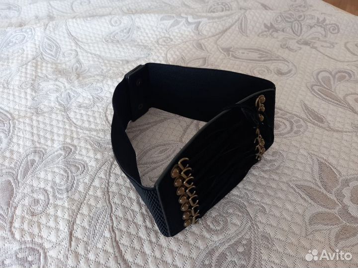 Бархатный пояс-корсет