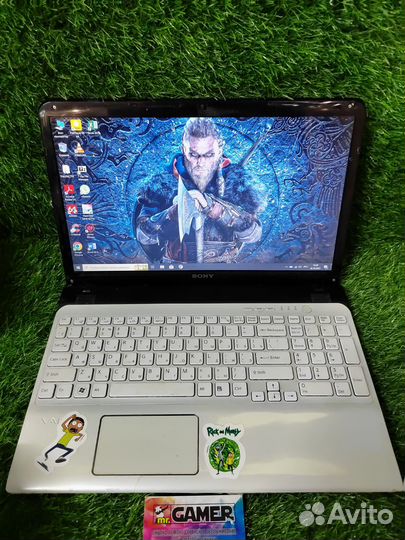 Ноутбук Sony vaio i3-2370 М